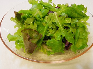 自家製野菜サラダ