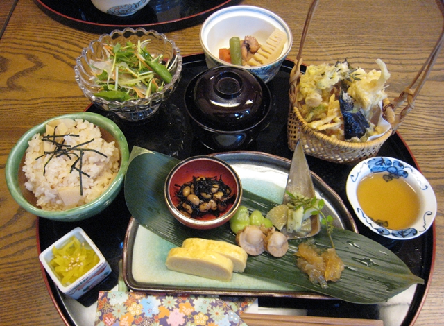 日本料理 洗心亭