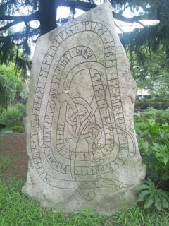 スカンジナビア石碑